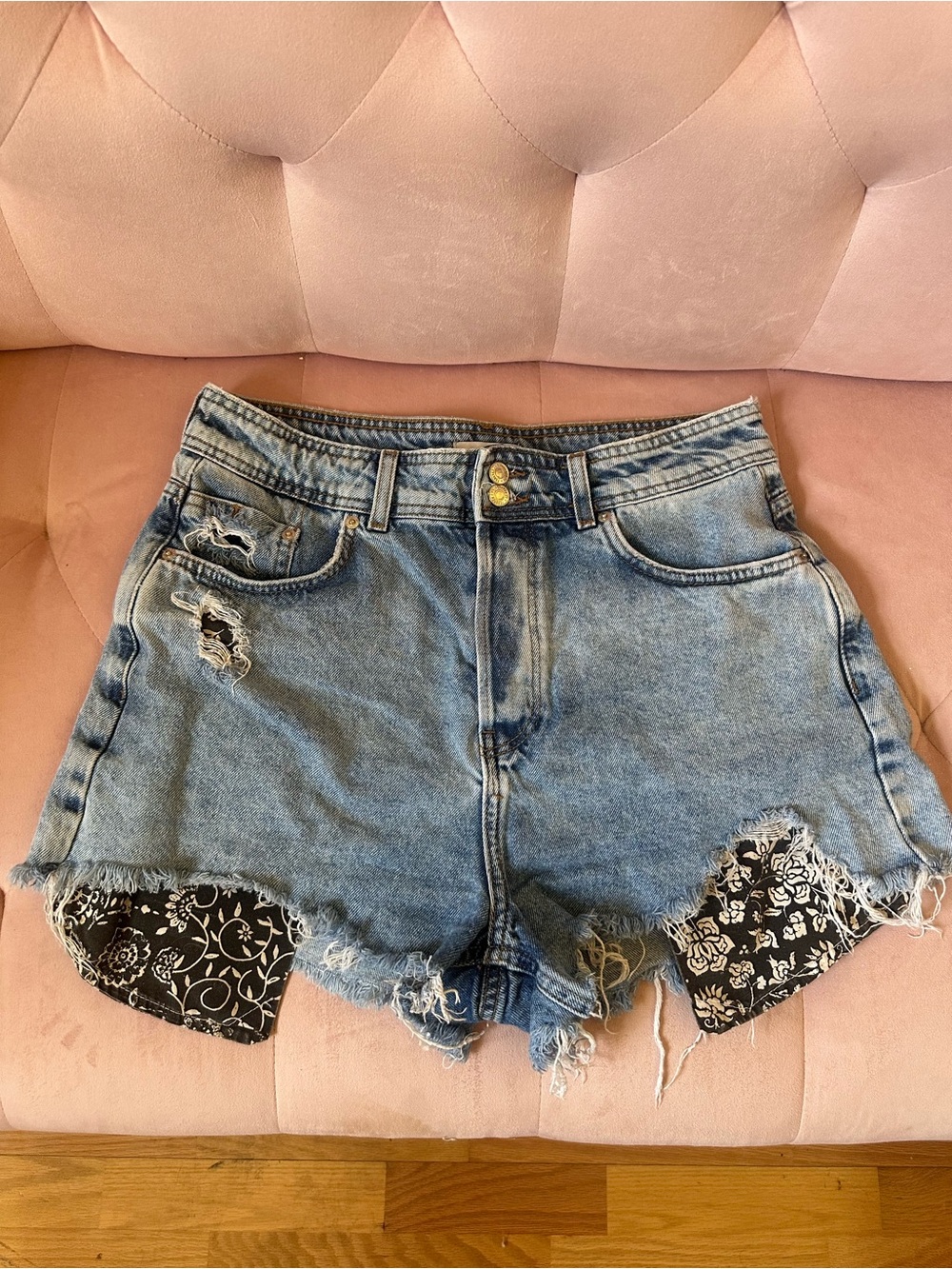 Forever 21 pocket style jean shorts